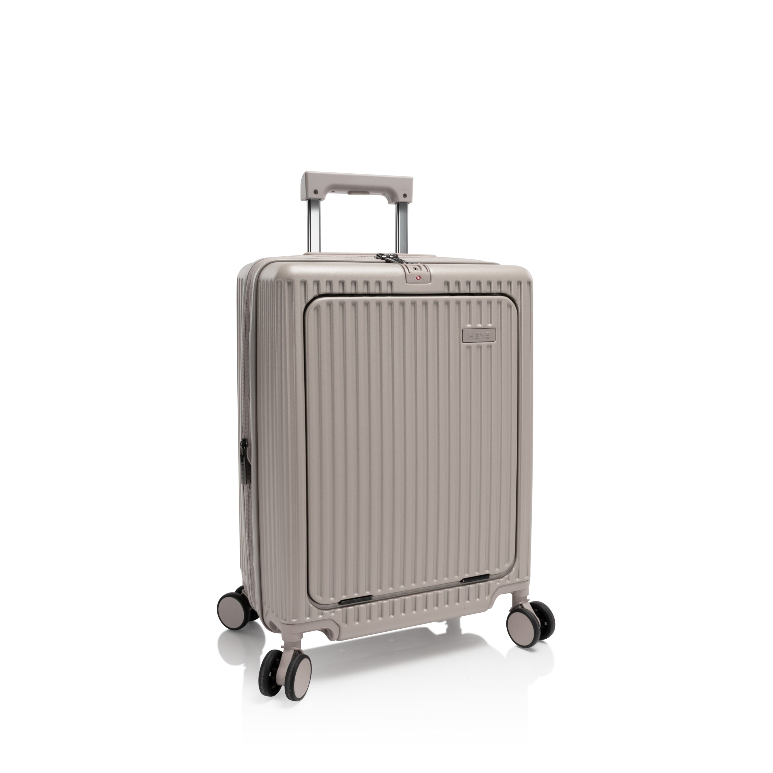 Latch Luggage 21" - Atmosphere - Image 3