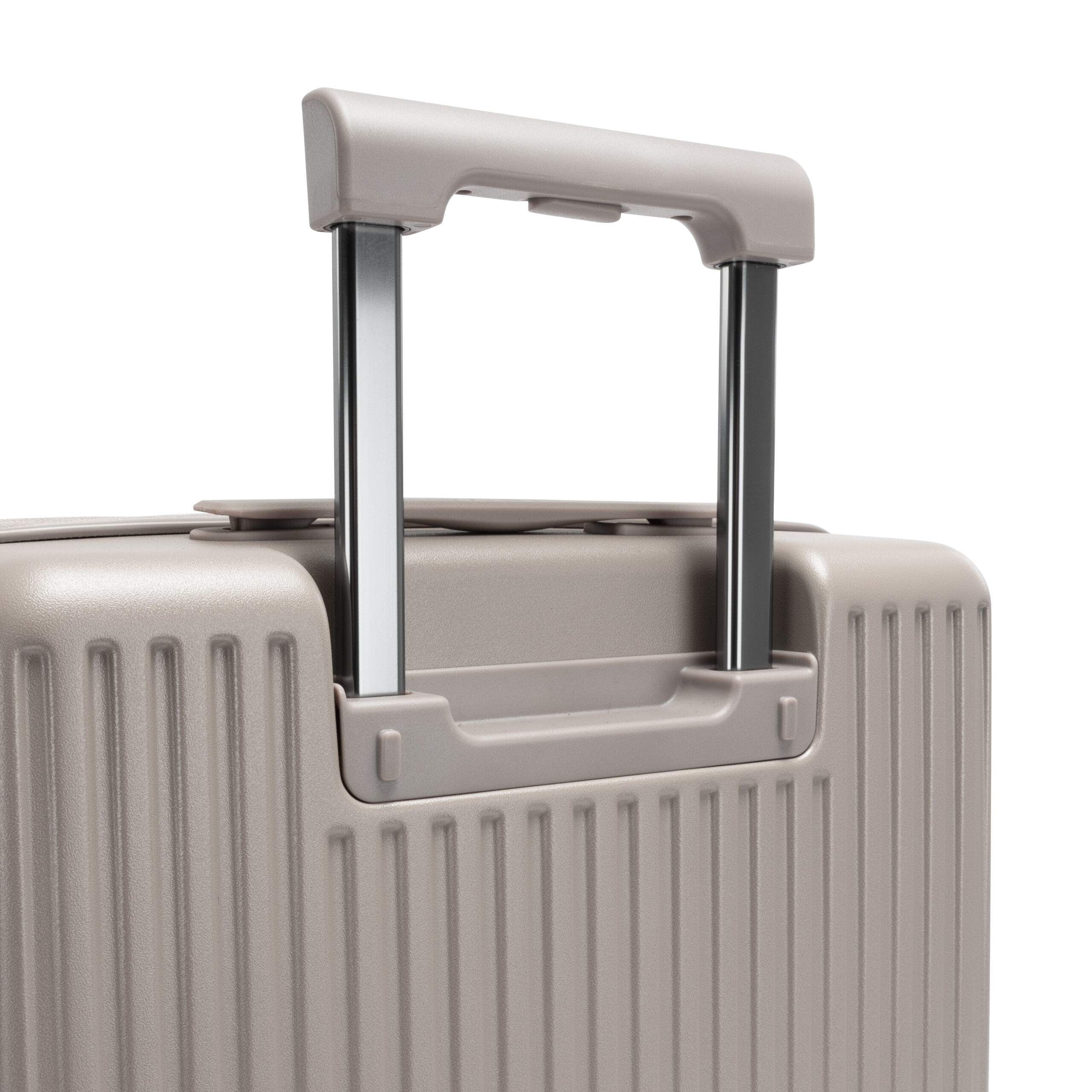 Latch Luggage 21" - Atmosphere - Image 8