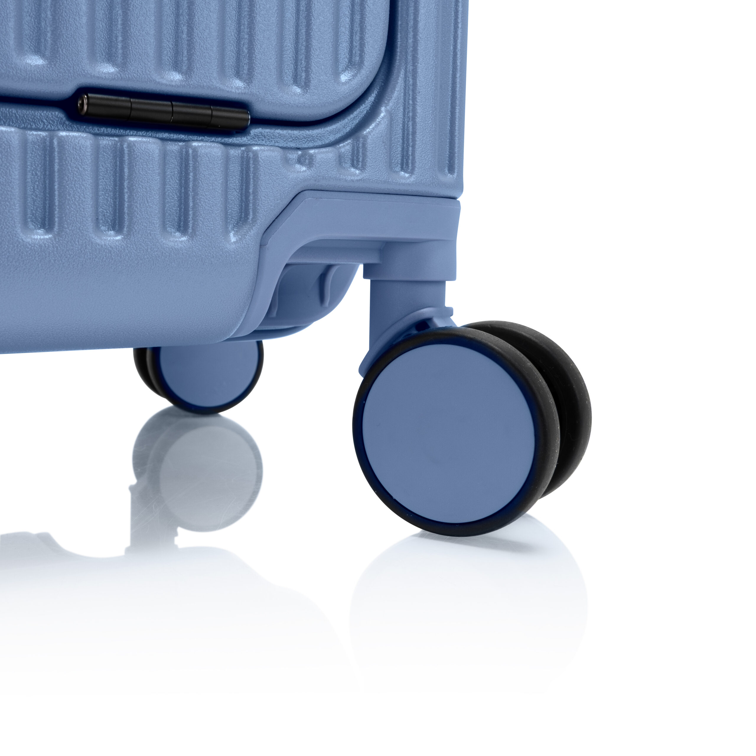 Latch Luggage 21" - Ocean Blue - Image 13
